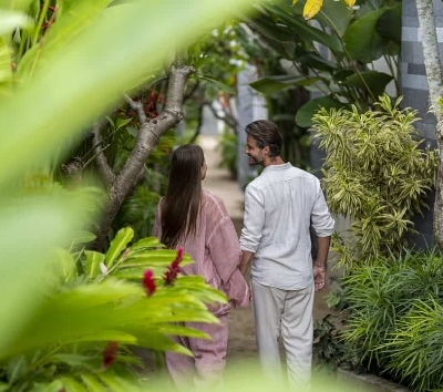 免費贈送漂浮早餐一次/私人泳池別墅自由享樂→蜜月套餐 (迎賓飲料 / 蜜月迎賓佈置 / 浴缸花瓣佈置 / 60分鐘傳統巴里式按摩 / 儀式感滿滿 浪漫燭光晚餐)