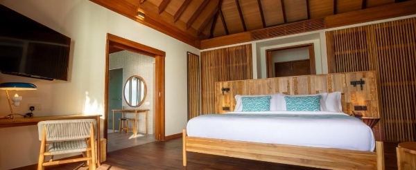 DAY3 渡假島自由活動 (AI餐飲計畫)