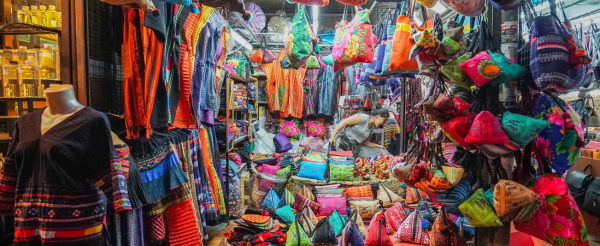 飯店自由享樂→洽圖洽周末市集→泰式按摩120分鐘→建興酒家